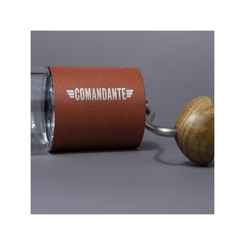 Macinino Comandante C40 MK4 per macinare caffè fresco, ideale per espresso e filtro