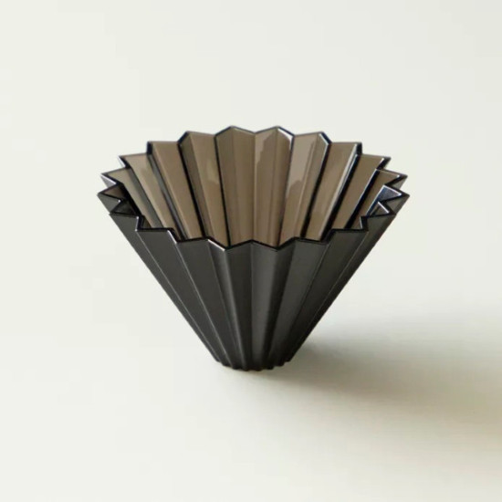 Origami Air Dripper - Dripper innovativo in resina per caffè.
